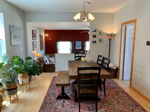 1028 46, Milwaukee WI 53208-3120 exterior