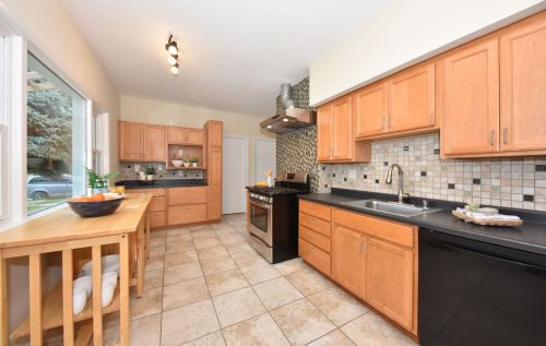 1116 Potter Ave, Milwaukee WI 53207-2118 exterior