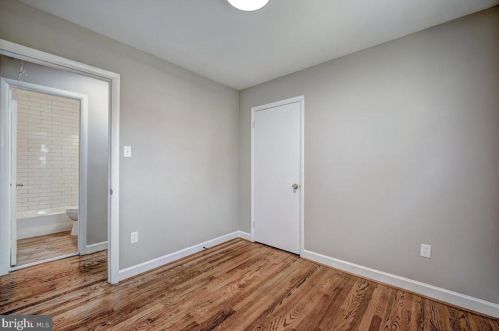 6013 Leewood Dr, Alexandria VA 22310-1920 exterior