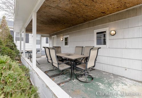 1970 Philo Ave, Meskegon MI  49441-1463 exterior