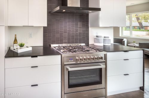 2530 Mabel St, Tucson AZ  85716-3834 exterior