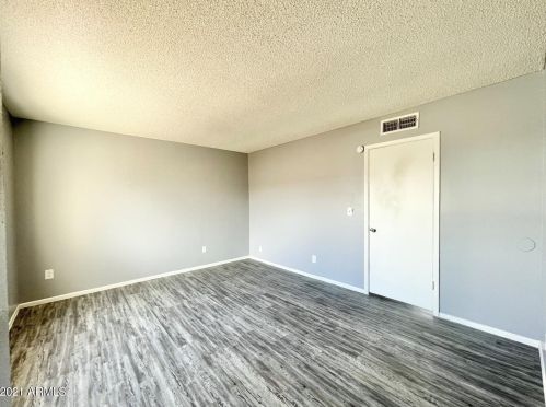 3526 Dunlap Ave, Phoenix AZ 85028-4980 exterior