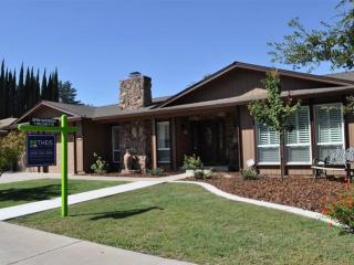 1645 Carleton Dr, Turlock, CA 95382-2730