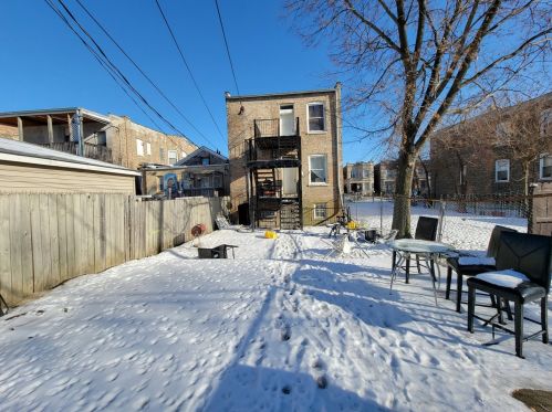 1648 Central Park Ave, Chicago IL 60647-5964 exterior