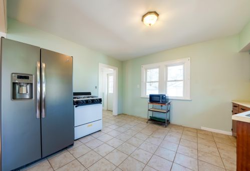 2287 Torrent St, Meskegon MI 49441-1562 exterior