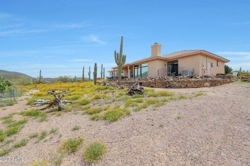 45239 16th St, Phoenix, AZ 85087-8660