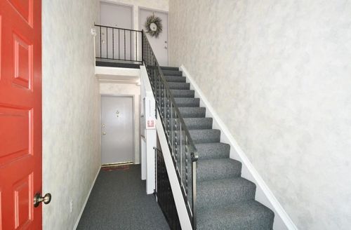 430 Abbeyville Rd, Pittsburgh, PA 15228-1743