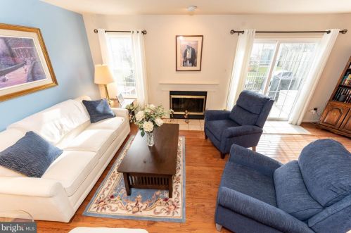 242 Stonebridge Blvd, New Castle DE 19720-6711 exterior