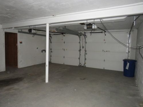 637 Larose St, Pittsburgh PA 15226-1120 exterior