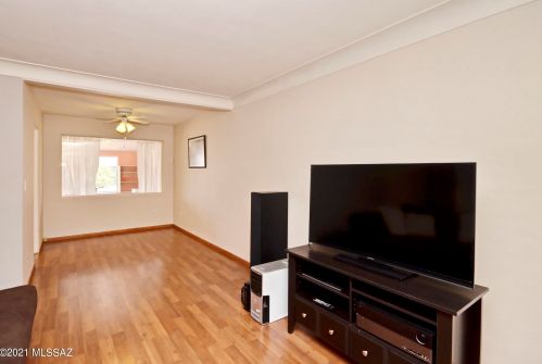 5037 2 St, Tucson AZ 85711-1104 exterior