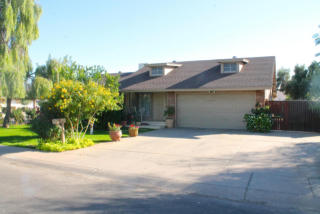 7701 Catalina Dr, Phoenix, AZ 85033-5402