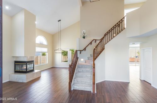 16031 16th St, Phoenix, AZ 85022-3328