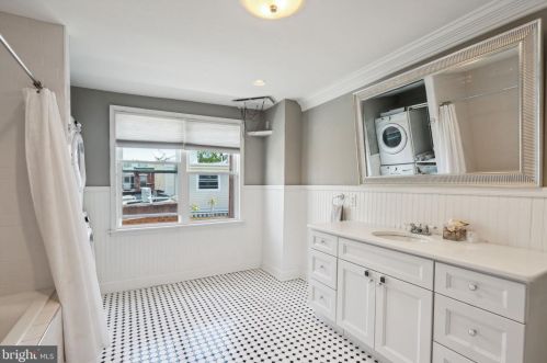 1527 Berks St, Philadelphia PA  19125-2801 exterior