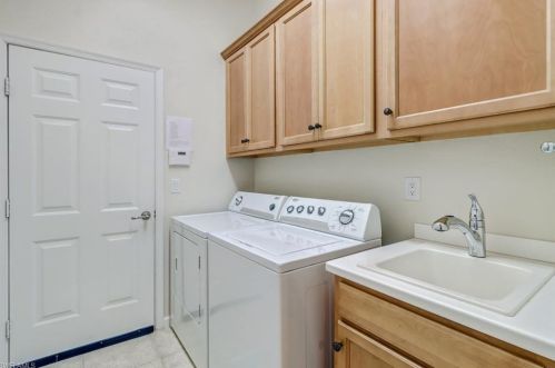 9645 Cobalt Cv Cir, Naples FL 34120-4665 exterior