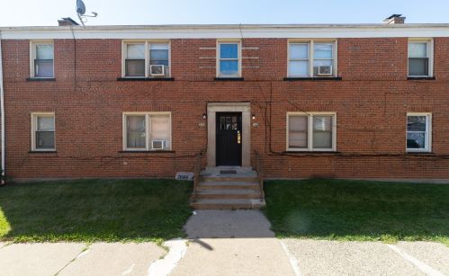 7646 Jeffery Ave, Chicago, IL 60649-3754