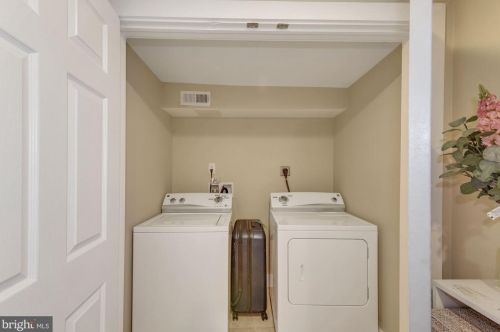 1936 4th St, Washington DC  20002-1251 exterior