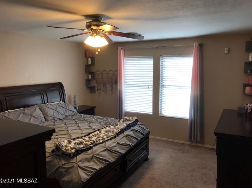 5515 Cortaro Crossing Dr, Tucson AZ 85742-8111 exterior