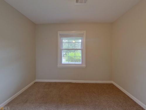 3823 Crosby Dr, Atlanta GA 30331-3432 exterior