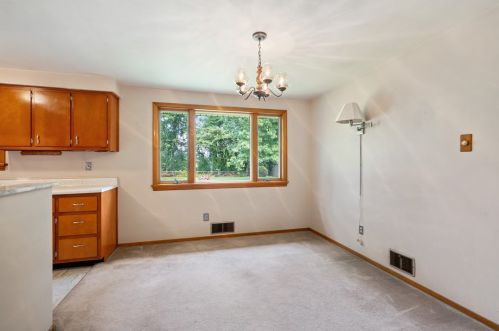 77 Observatory St, Manor PA 15665-9748 exterior