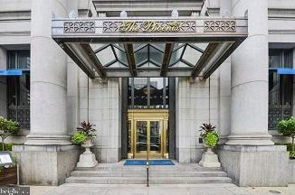 1600 Arch St, Philadelphia PA 19103-2028 exterior