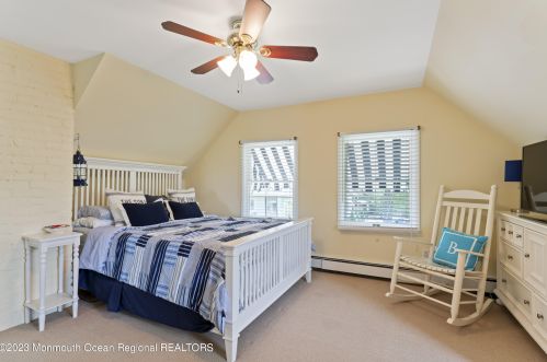 802 Clark St, Point Pleasant Beach NJ 08742-2326 exterior