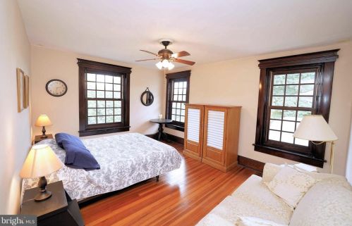 2144 Lawrence Rd, Trenton NJ 08648 exterior