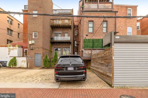 1721 P St, Washington DC  20036-1342 exterior