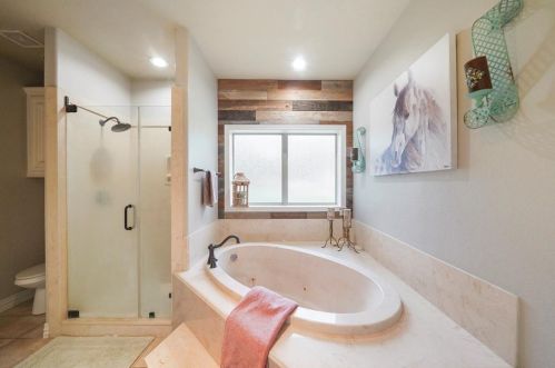 11637 Princess Ann Ct, Montgomery TX 77316-3604 exterior