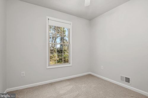 7977 Brightmeadow Ct, Ellicott MD 21043-7937 exterior