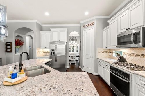 331 Kinderwood Trl, Montgomery TX 77316-2121 exterior