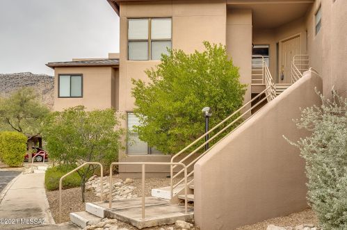 6655 Canyon Crest Dr, Tucson AZ  10161-0937 exterior