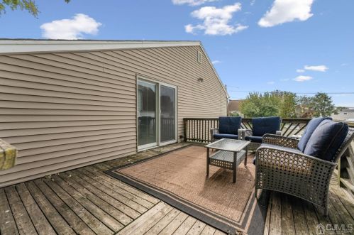 122 Howard St, Perth Amboy NJ 08861-1525 exterior