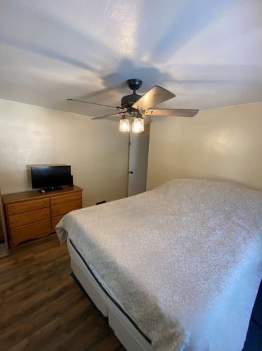 1566 Berkshire Ave, Pittsburgh PA  15226-2476 exterior