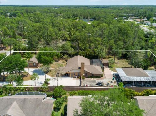 5501 Cynthia Ln, Naples FL 34112-5454 exterior