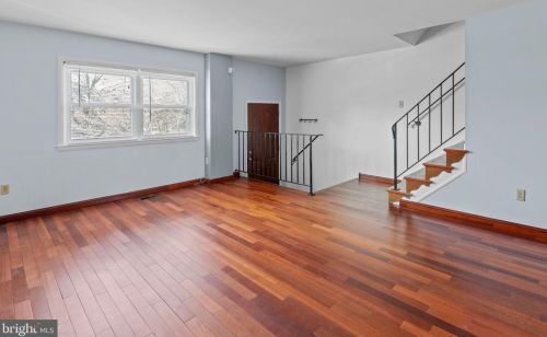 813 6 St, Philadelphia PA 19140-3327 exterior