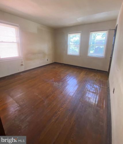 241 54th St, Washington DC 20019-6624 exterior