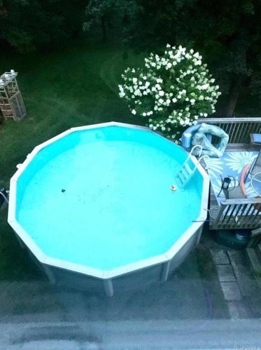 8 Casper Crk Rd, Poughkeepsie NY 12603-5004 exterior