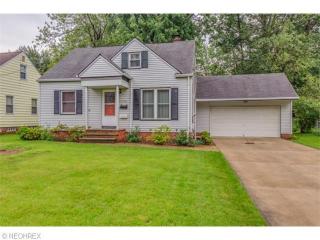 25294 Shoreview Ave, Cleveland, OH 44132-1057