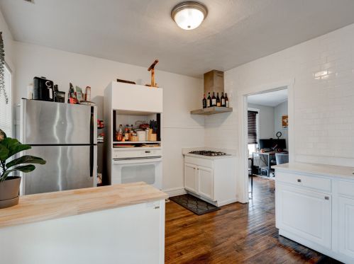 4545 Austin Ave, Chicago IL  60630-3115 exterior