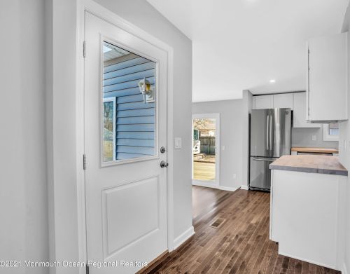 3106 Hiawatha Ave, Point Pleasant Beach NJ 08742-3541 exterior