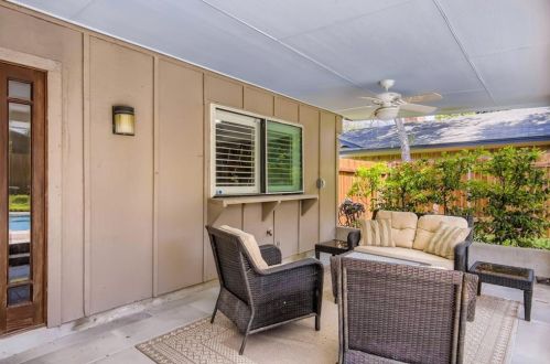 10505 Berthound Dr, Austin TX 78758-4732 exterior