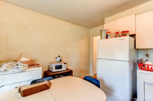 1487 Mercer Ave, Atlanta GA 30337-1515 exterior