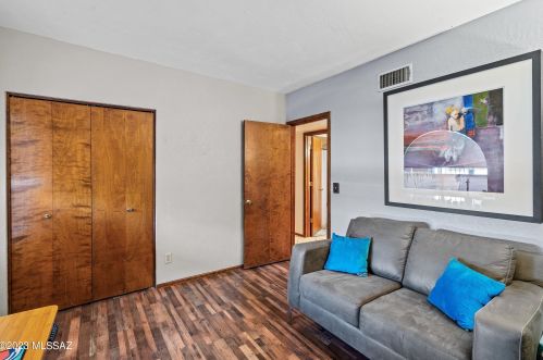 8834 27 St, Tucson AZ 85711-5609 exterior