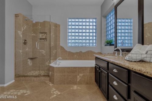 16647 15th Dr, Phoenix AZ  85045-0773 exterior