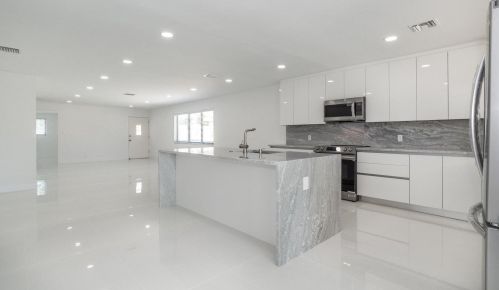 524 53rd St, Boca Raton FL  33487-3733 exterior