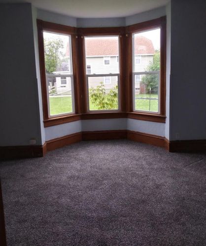 1214 11th St, Manitowoc, WI 54220-5219