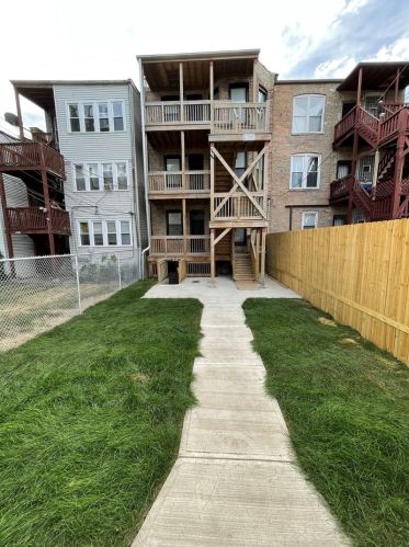 6355 Greenwood Ave, Chicago IL 60628-1611 exterior