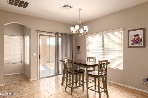 33712 26 Ave, Phoenix AZ 85085-5060 exterior