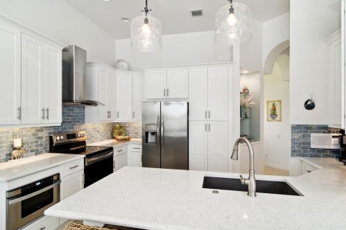 410 Aqua Vista Ln, Fort Pierce FL  34986-2645 exterior