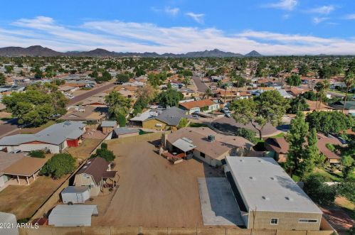 8622 40 Dr, Phoenix AZ 85019-1206 exterior